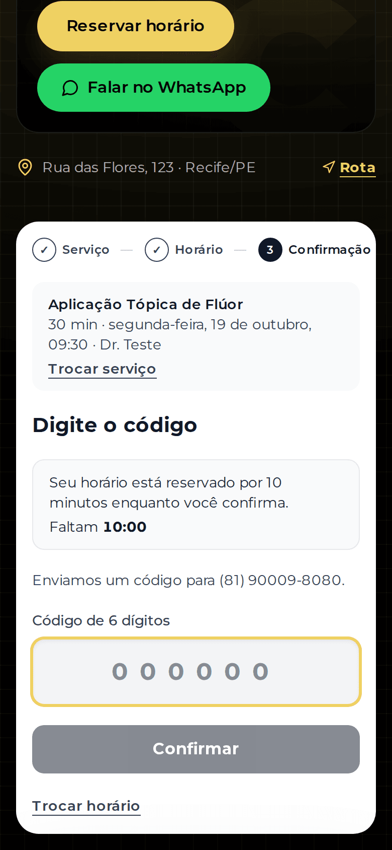 Passo de confirmação no celular: horário reservado por 10 minutos e o campo para o código de 6 dígitos